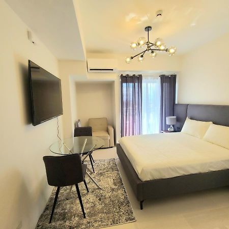 Inspiria Condo Free Airport Pickup For 3 Nights Stay Or More Davao City Buitenkant foto