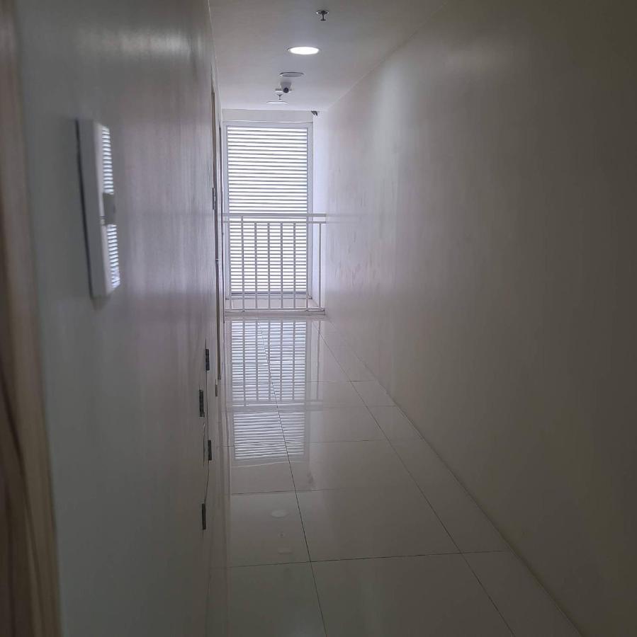 Inspiria Condo Free Airport Pickup For 3 Nights Stay Or More Davao City Buitenkant foto